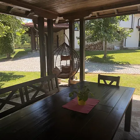 марковската къща - Markovskata With 3 Bedrooms Casa vacanze